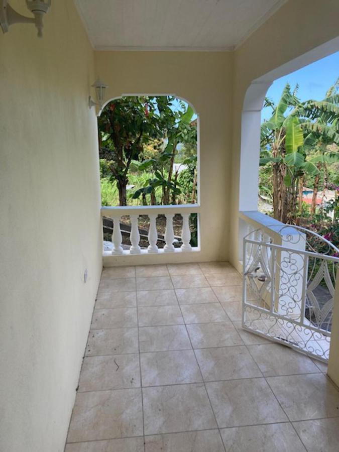 Stunning 2-Bed Apartment In Grand Roy Grenada Mount Nesbit Exterior photo